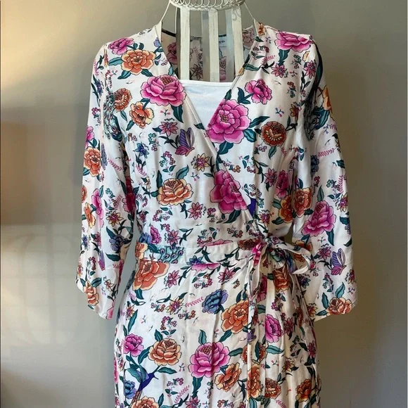 Arnhem Australia wrap maxi dress. Floral high end fabric. Size 8 fits US2 or 4 - Picture 3 of 10